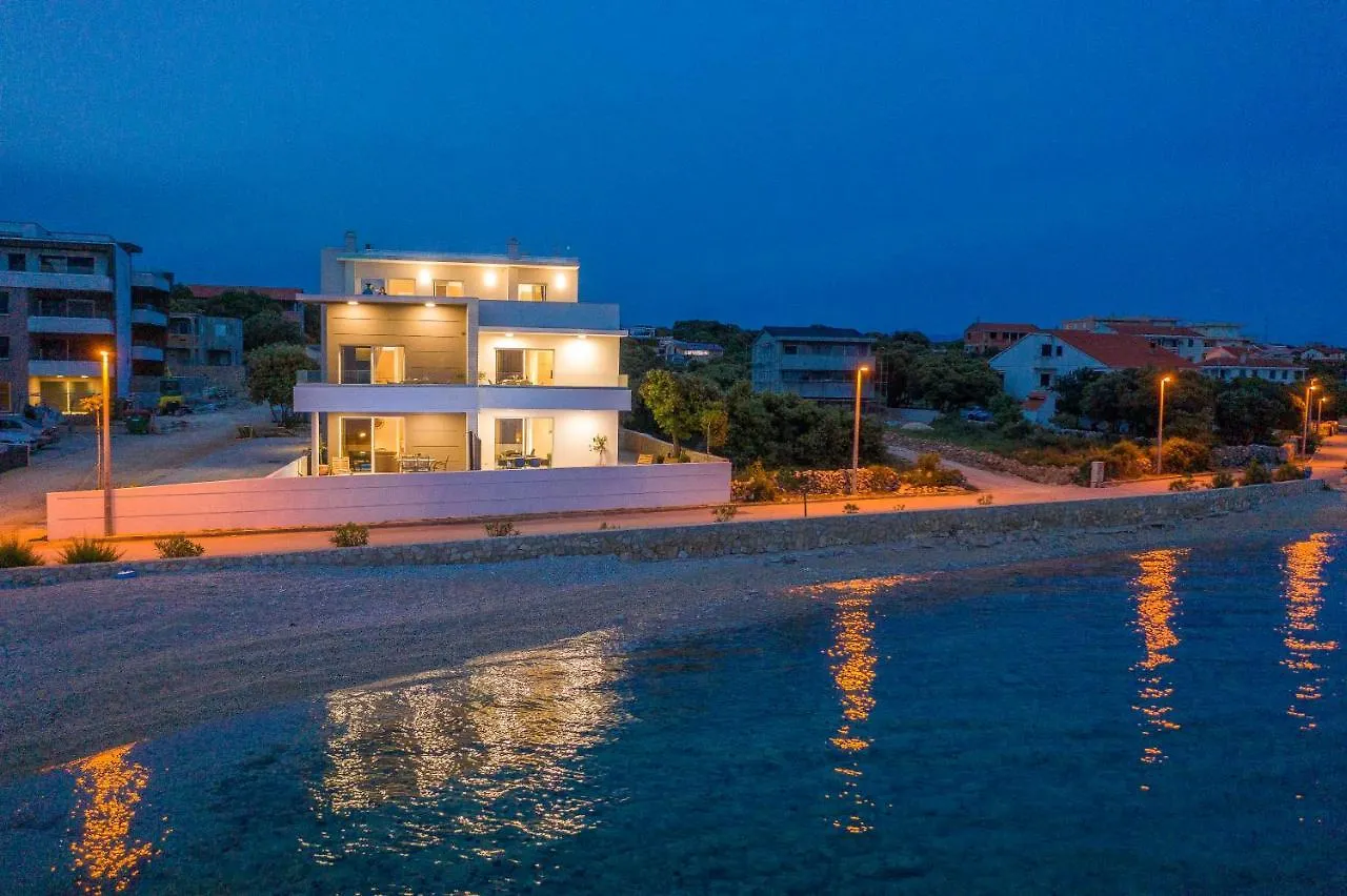 Villa Eni Apartments 1 Mandre Croatia