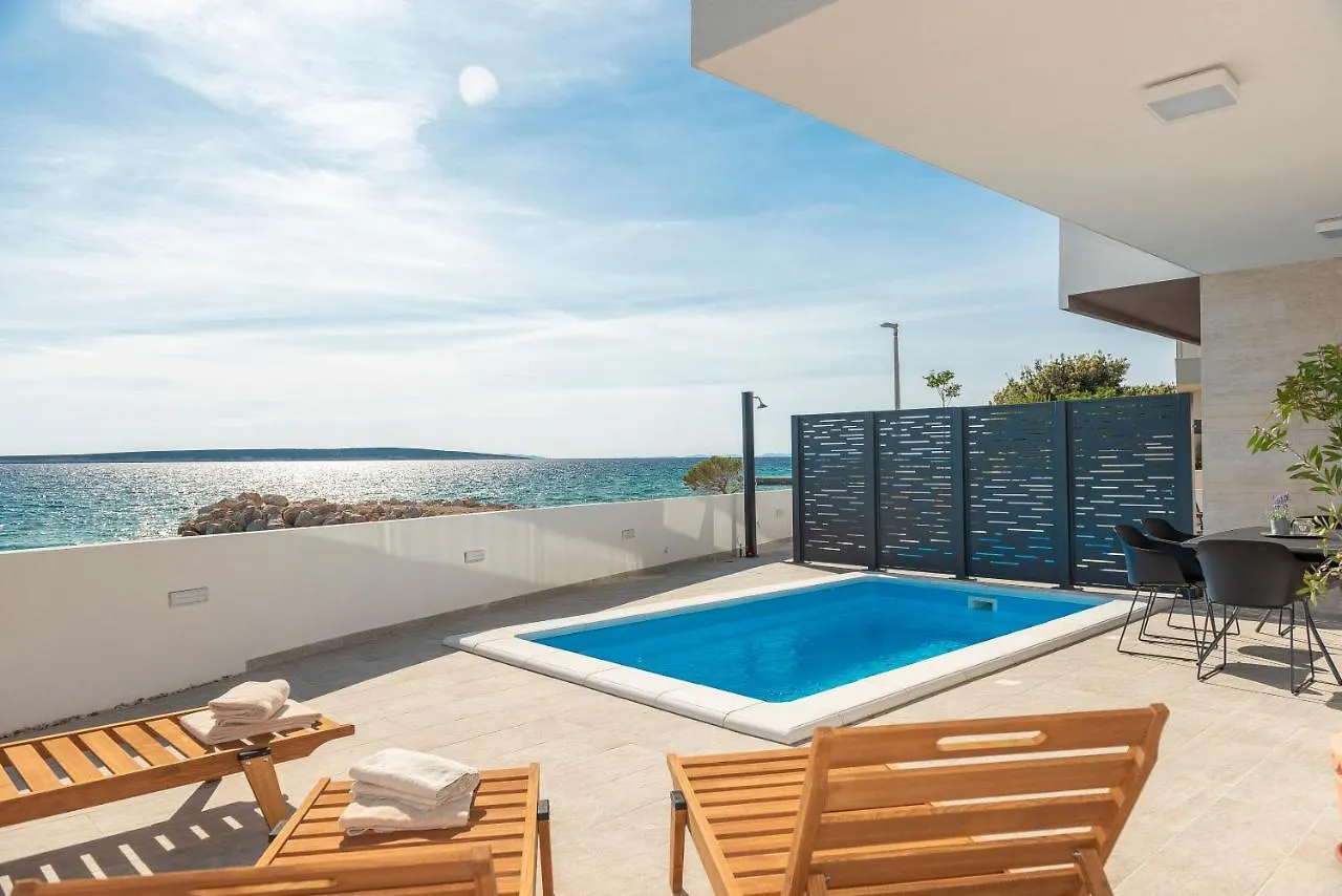 Villa Eni apartments 1 Mandre
